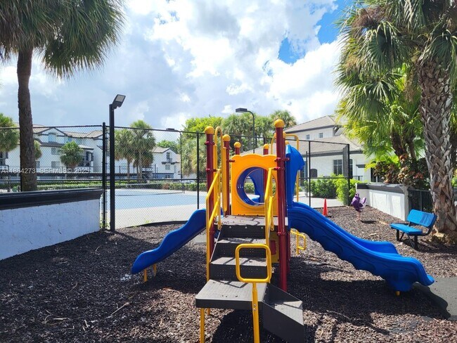 Building Photo - 4555 NW 99th Ave