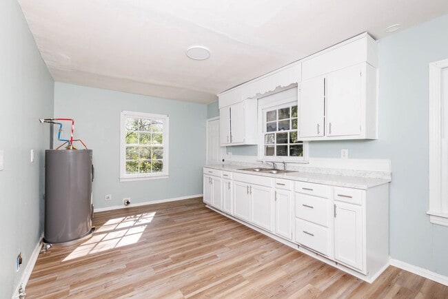 Building Photo - 1830DUPLEX