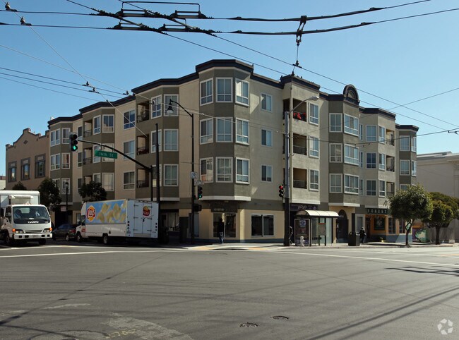 Primary Photo - Maria Alicia Apartments