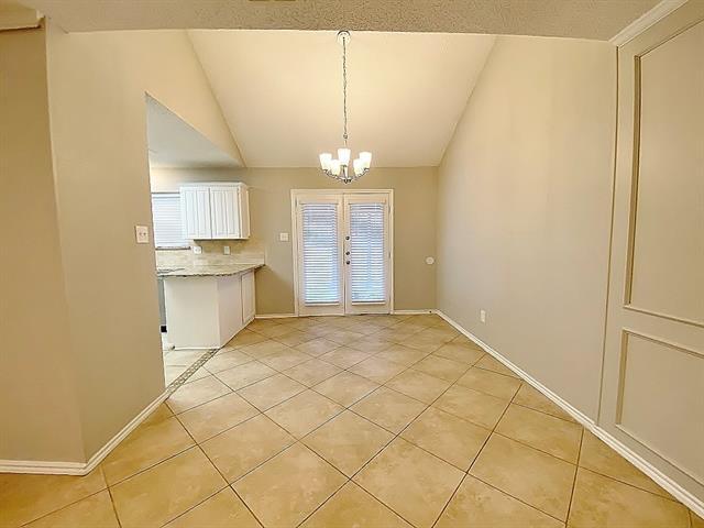 Building Photo - 3704 Fairhaven Dr