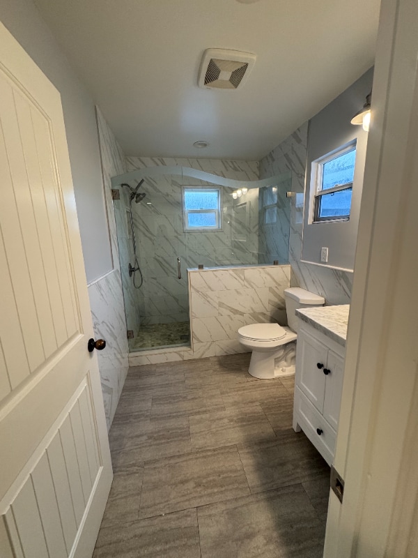 Building Photo - 1532 W 221st St