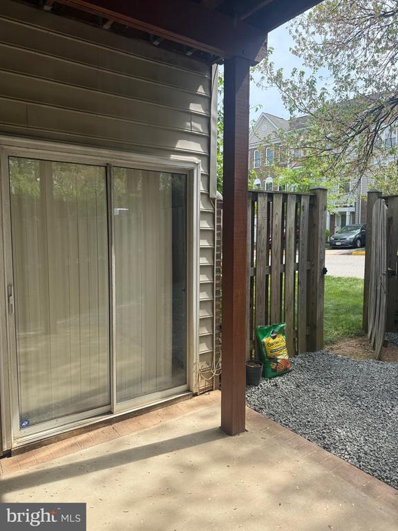 Building Photo - 8469 Silverdale Rd