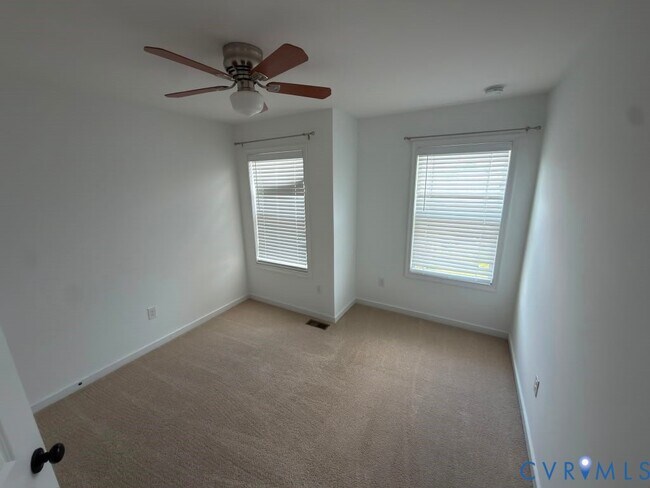Building Photo - 11403 Hayloft Ln