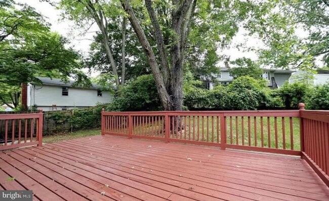 Building Photo - 2609 Dakota St