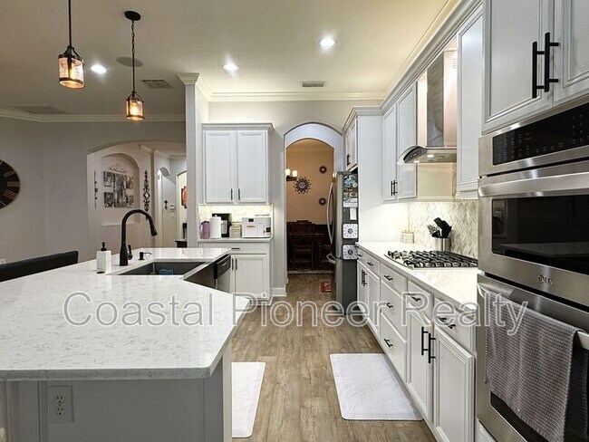 Building Photo - 14620 Chatsworth Manor Cir