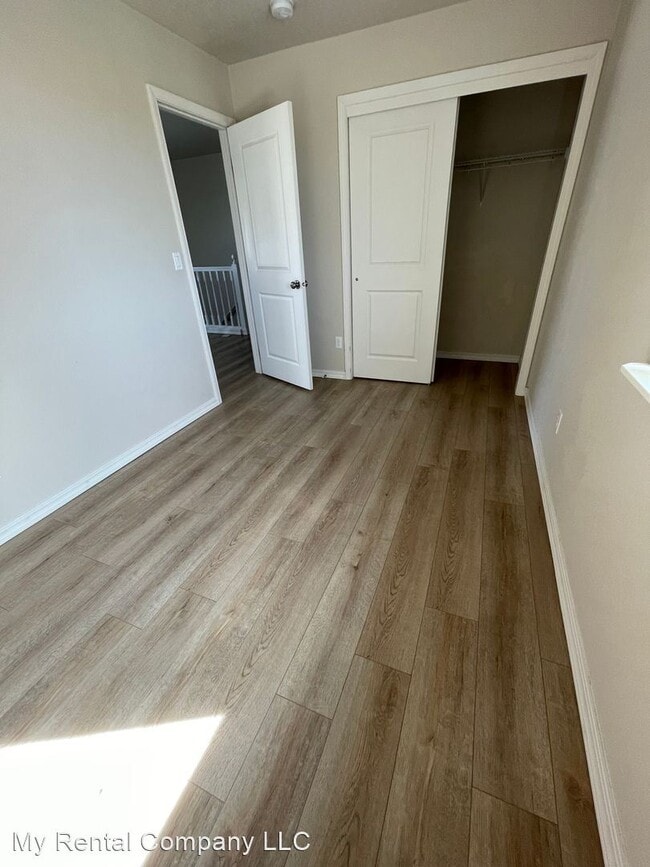 Building Photo - 3 br, 2.5 bath House - 1459 SW Sagebrush Lane