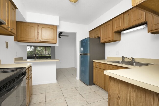 Building Photo - 4403 S Semoran Blvd