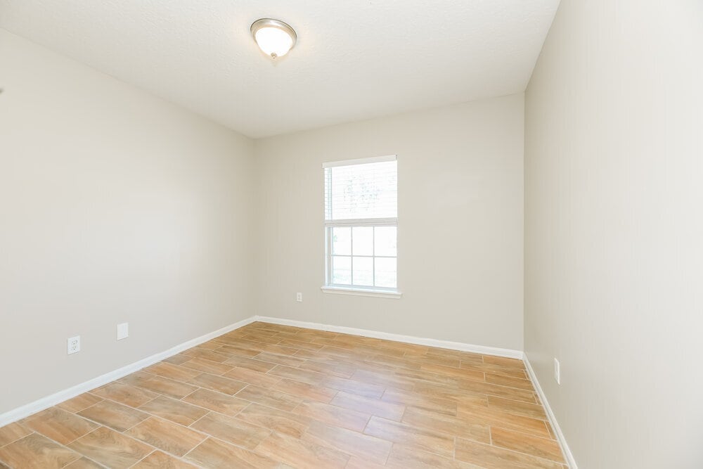 Building Photo - 11751 Pleasant Creek Dr