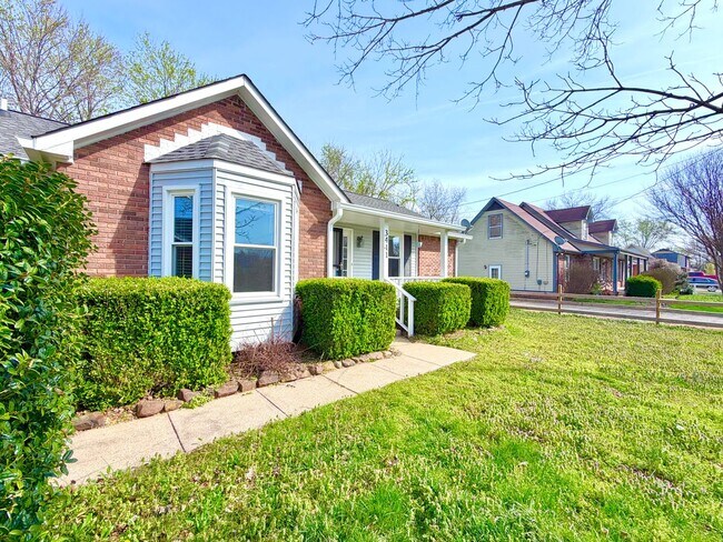 Building Photo - 3411 Polly Dr