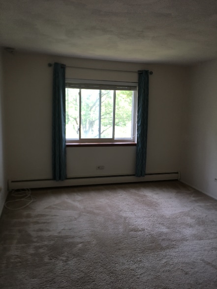 Building Photo - 2315 E Olive St