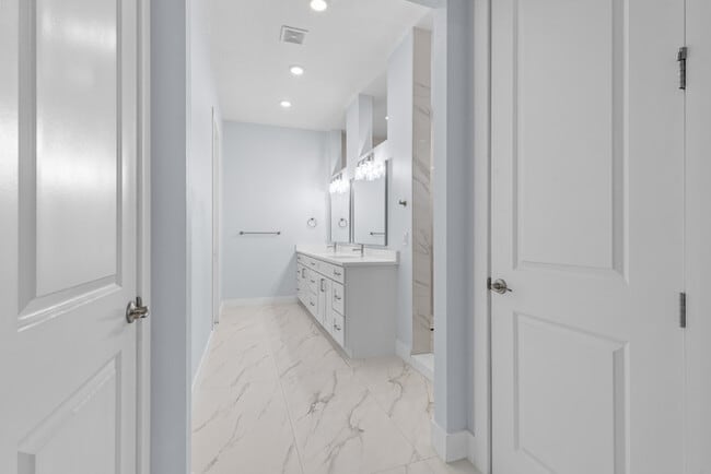 Building Photo - Beautifully Renovated One-Story Home in Laureate Park | Lake Nona