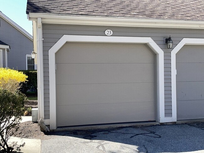 Building Photo - 45 Shawsheen Rd