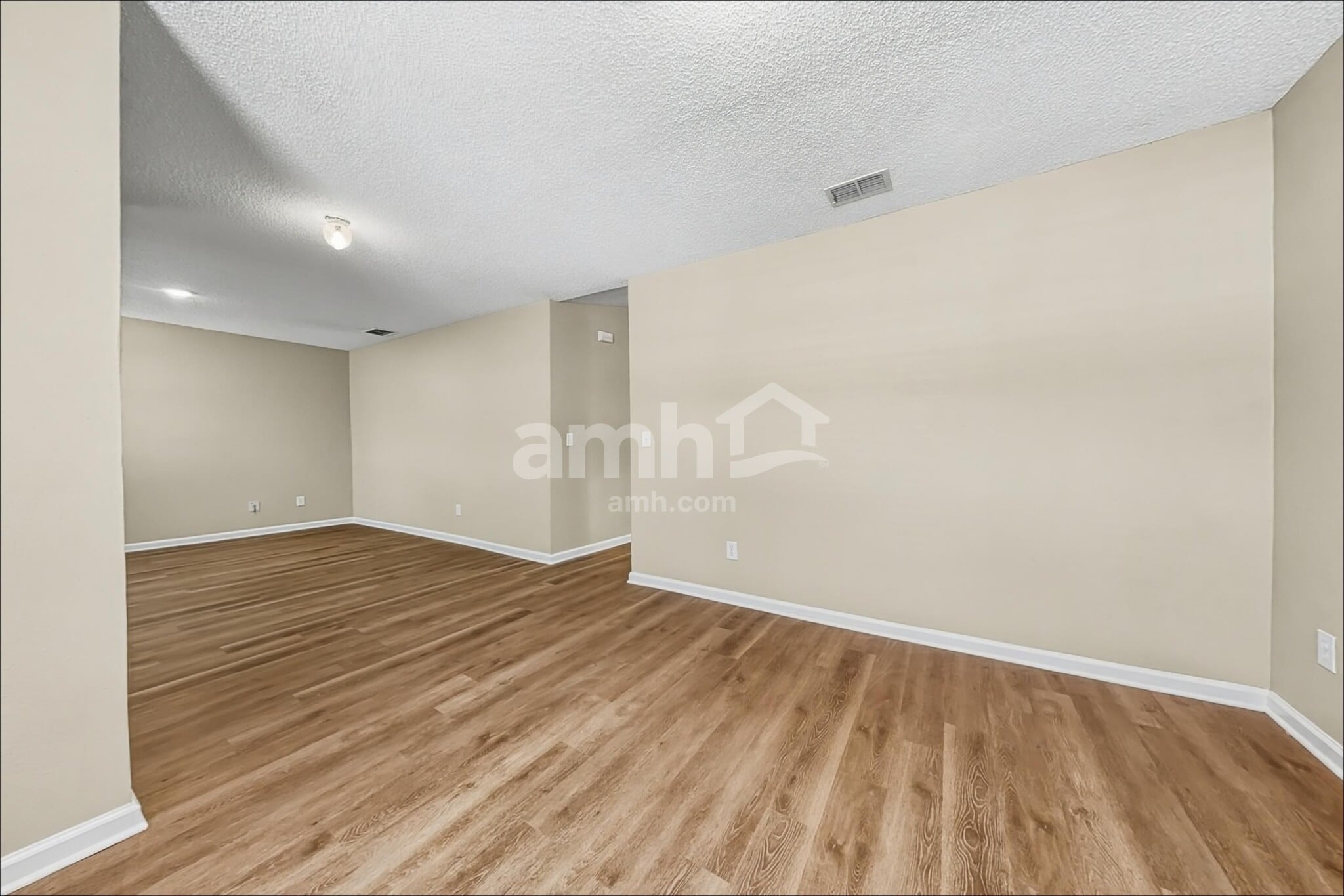 Building Photo - 8612 Tristan Drive