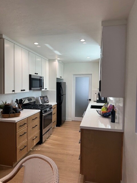 Building Photo - 9850 Springfield St