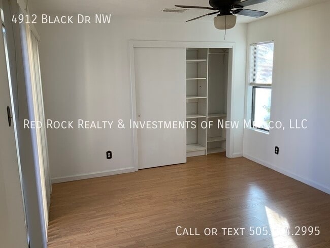 Building Photo - 4912 Black Dr NW