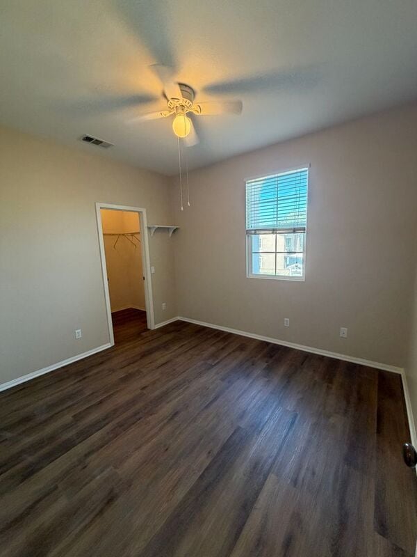 Building Photo - 40184 Annapolis Dr
