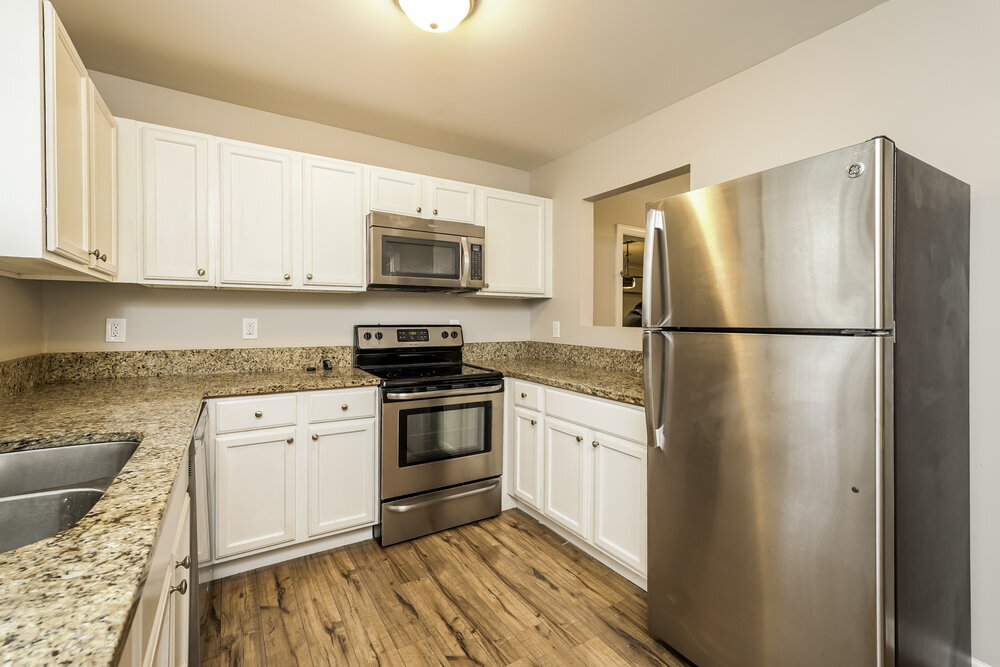 Building Photo - 4018 Mountainridge Dr