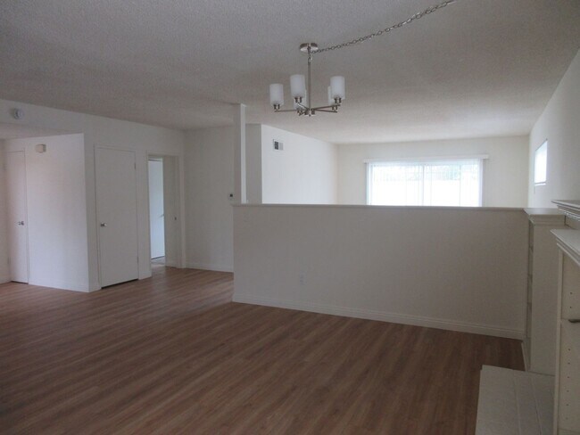 Building Photo - Duggan Property Management, Inc Presents -North Hills (4 bed, 2 bath)