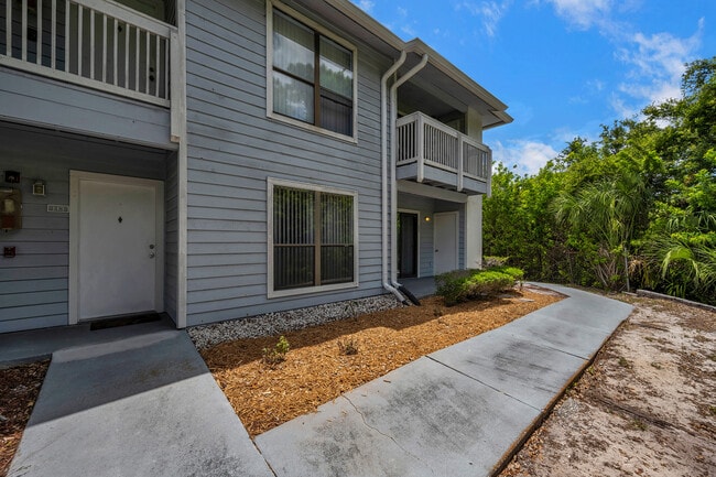 Building Photo - 455 Alt 19