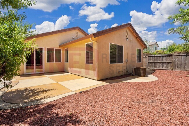Building Photo - 5044 Kokomo Dr