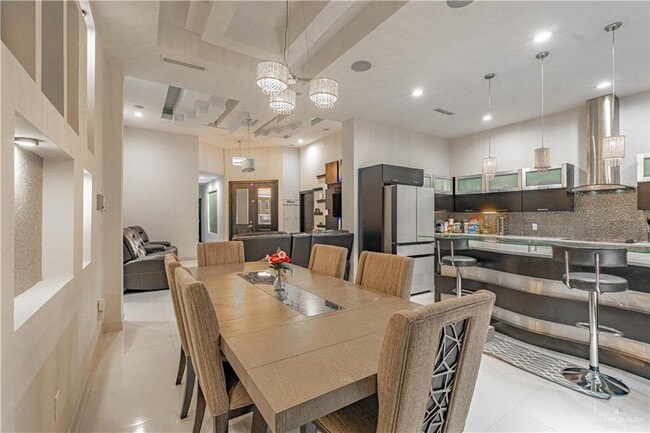 Building Photo - 30 N 46th St