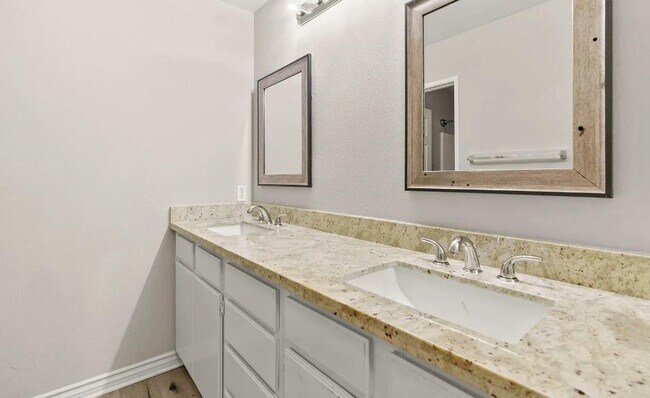Building Photo - 26154 Williams Way