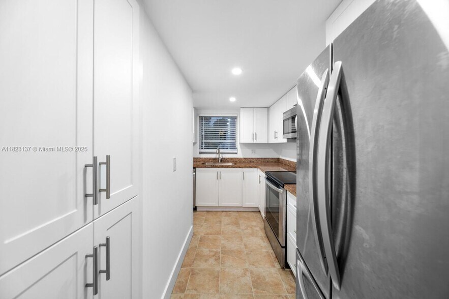 Building Photo - 7344 SW 82nd St