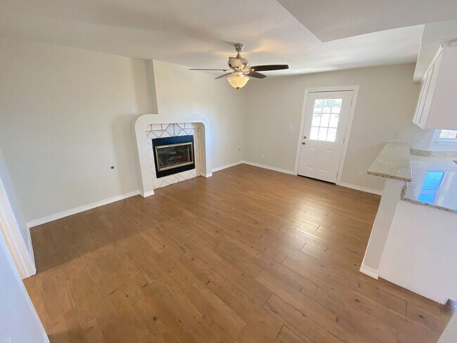 Building Photo - 10936 Loma Alta Pl