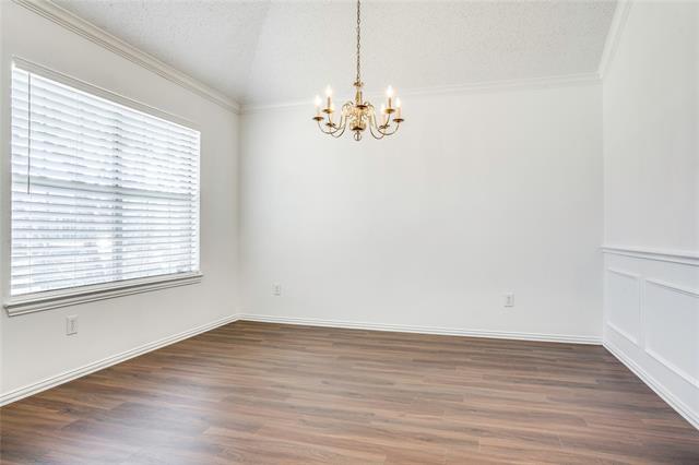 Building Photo - 8611 Ironwood Dr