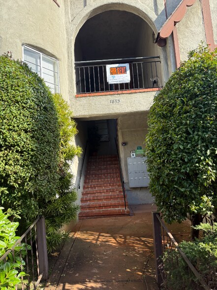 Building Photo - 1815 Spruce St