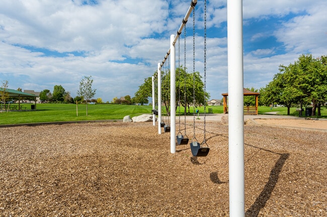 Building Photo - 15955 Golden Eye Ct