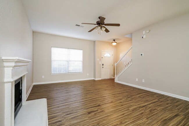 Building Photo - 5357 Jerome Rd