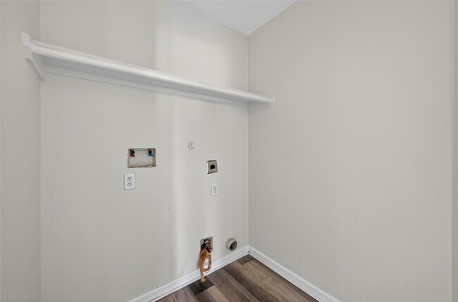 Building Photo - 7242 Autumn Bluff Ln