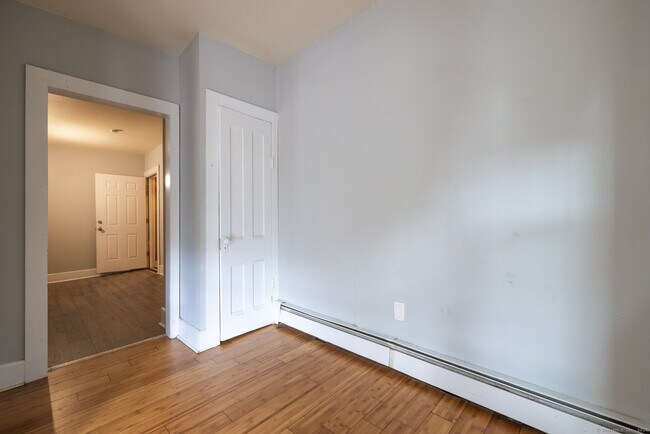 Building Photo - 391 Myrtle Ave
