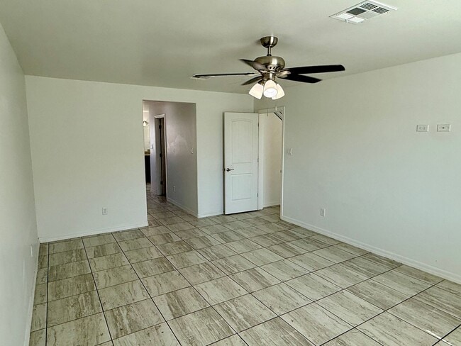 Building Photo - Two story San Luis Rental on a large corner lot.