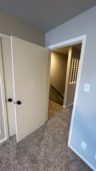 Building Photo - 114 Meadow View Dr