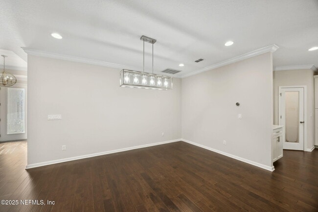 Building Photo - 2719 Chapman Oak Dr