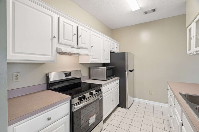 Building Photo - 501 Churchill Crossing