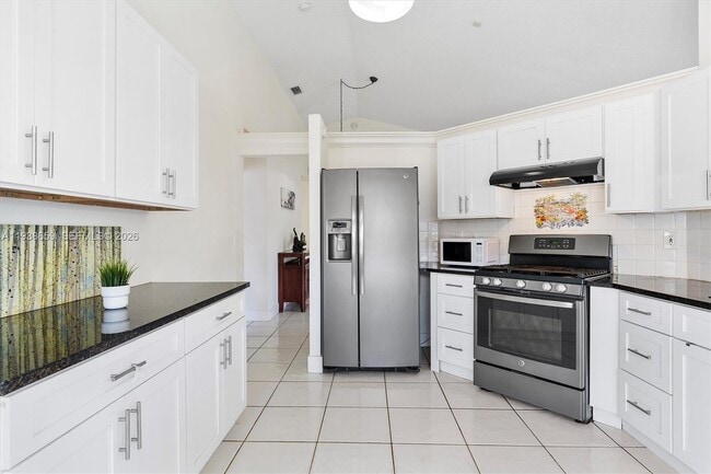 Building Photo - 12265 NW 32nd Manor