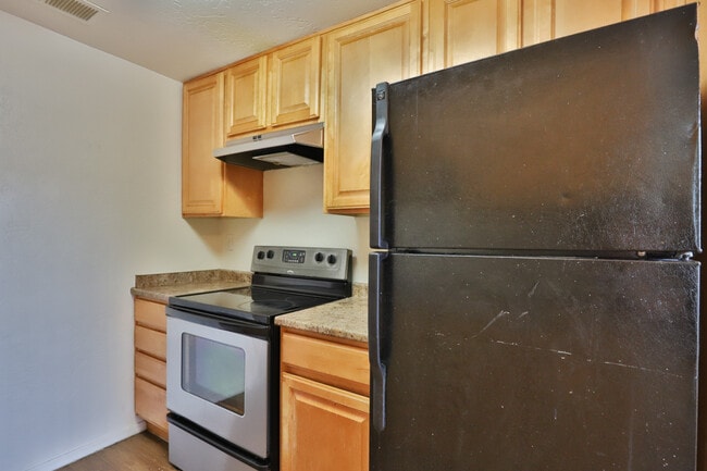 Building Photo - 1819 N 40th St