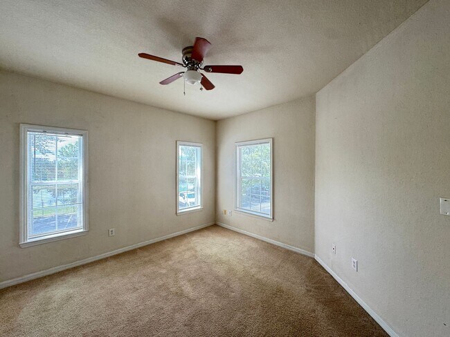 Building Photo - Gated Condo Next to The Mall At Millenia with Great Amenities