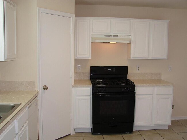Building Photo - 4607 Evergreen Mdw Ct
