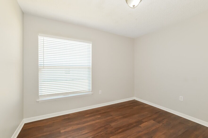 Building Photo - 232 Tiffany Ct