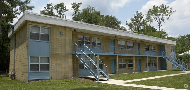 Horizon House Apartments - Residences at Oakview