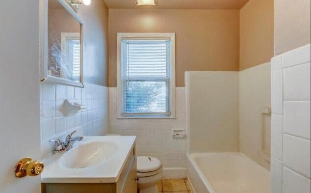 Building Photo - 14694 Jacob Ave