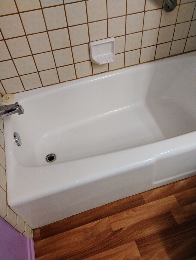 Building Photo - Inviting Gated Community Townhome—Jess Ranch 55+