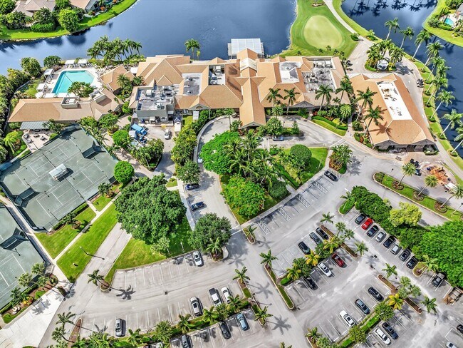 Building Photo - 10122 Spyglass Way
