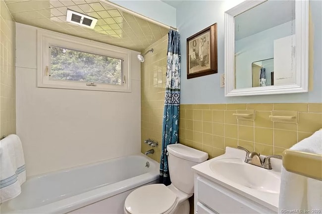 Building Photo - 73 Wepawaug Dr