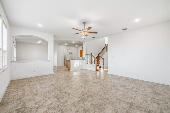 Building Photo - 3519 Sunburst Ct