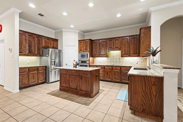 Building Photo - 311 Park Crest Ave